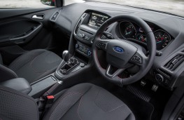 Ford Focus Black Edition, interior