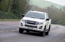 Isuzu D-Max Blade, 2017, front