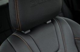 Isuzu D-Max Blade, 2017, head rest