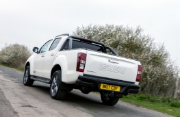 Isuzu D-Max Blade, 2017, rear