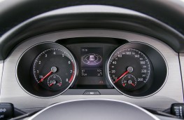 Volkswagen Golf TSI BlueMotion, instruments