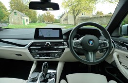  BMW 520d M Sport, dashboard