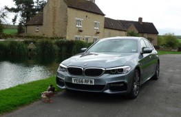  BMW 520d M Sport, front static