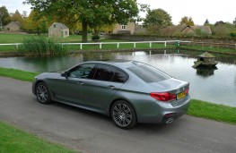  BMW 520d M Sport, rear static 3