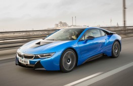 BMW i8, front action 2