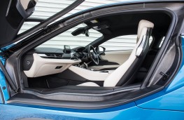 BMW i8, side door open