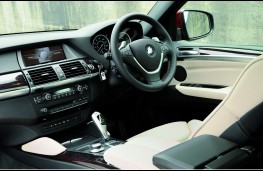 BMW X6, inside