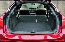 BMW X6, load