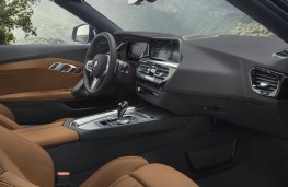 BMW Z4 2019 cockpit