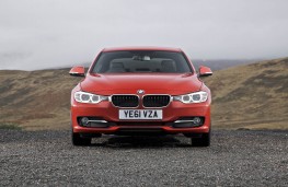 BMW 320d Sport, front