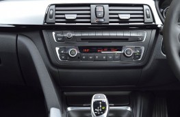 BMW Active Hybrid 3, interior, detail