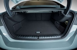 BMW M235i xDrive Gran Coupe, 2025, boot