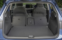 Volkswagen Golf Match, 2025, boot, maximum