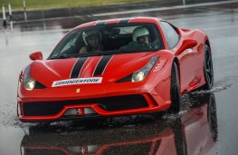 Ferrari 458, Bridgestone tyre testing, Aprilia