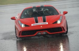 Ferrari 458, Bridgestone tyre testing, Aprilia