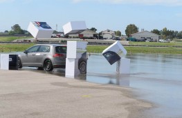 Volkswagen Golf, Bridgestone tyre testing, Aprilia