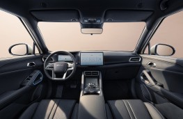 BYD Atto 2, 2025, interior