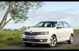 Skoda Rapid Spaceback SE, front