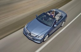 Mercedes E-Class Cabrio, on the move