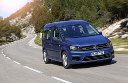 Volkswagen Caddy Maxi, front