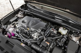 Toyota Camry, 2019, engine