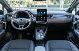 Renault Captur, 2024, interior