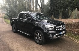 Mercedes X-Class, front