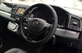 Volkswagen Caravelle 2015, dashboard