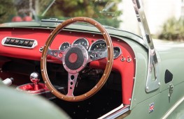 Caterham Seven Sprint cockpit