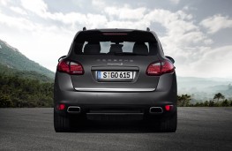 Porsche Cayenne S Diesel, rear