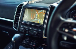 Porsche Cayenne S Diesel, display screen