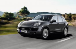Porsche Cayenne S Diesel, front, action