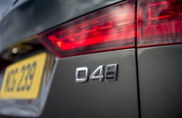 Volvo V60 Cross Country, 2019, badge