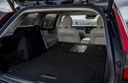 Volvo V60 Cross Country, 2019, boot, maximum