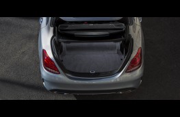 Mercedes C-Class, boot