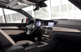 Mercedes C-Class Coupe, interior
