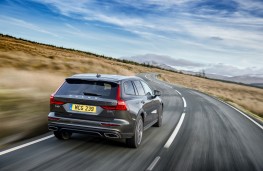 Volvo V60 Cross Country, 2019, rear