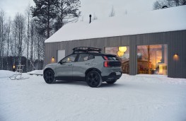 Volvo EX30 Cross Country, 2025, rear