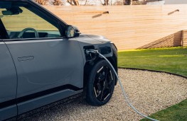 Kia EV3 GT-Line S, 2025, charging port