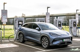 BYD Sealion 7, 2025, charging