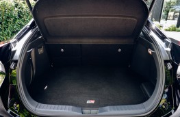 Toyota C-HR PHEV, 2026, boot