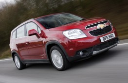 Chevrolet Orlando front action
