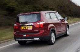 Chevrolet Orlando rear