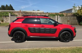 Citroen C4 Cactus, side