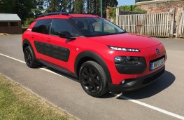 Citroen C4 Cactus, front