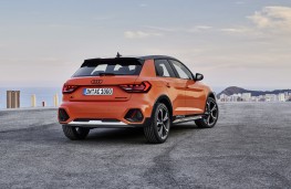 Audi A1 citycarver, 2019, rear, static
