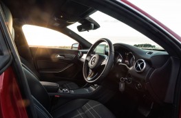 Mercedes CLA Shooting Brake, interior
