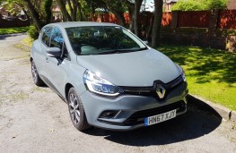 Renault Clio Urban Nav, front