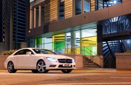 Mercedes CLS Coupe, side