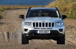 Jeep Compass, front